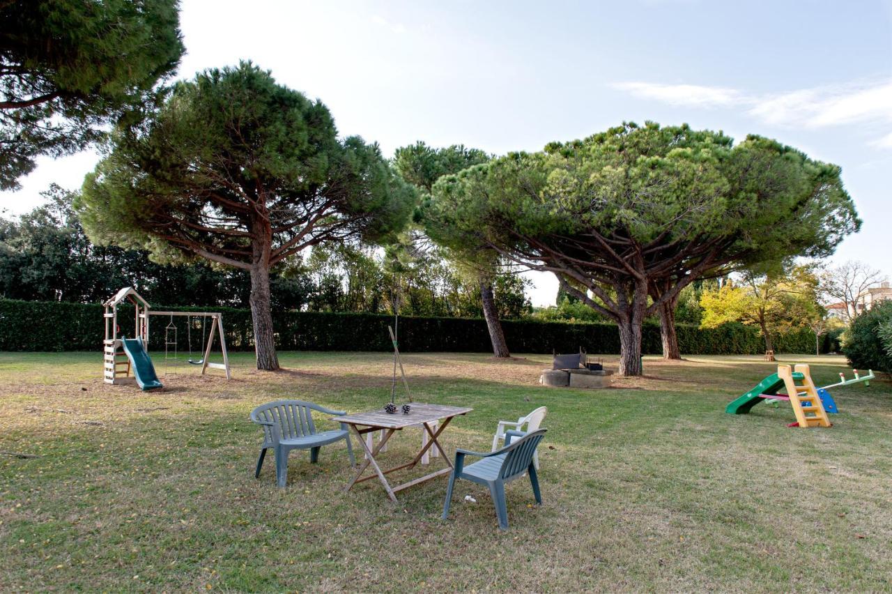 Casina Di Liliana Livorno Exterior foto